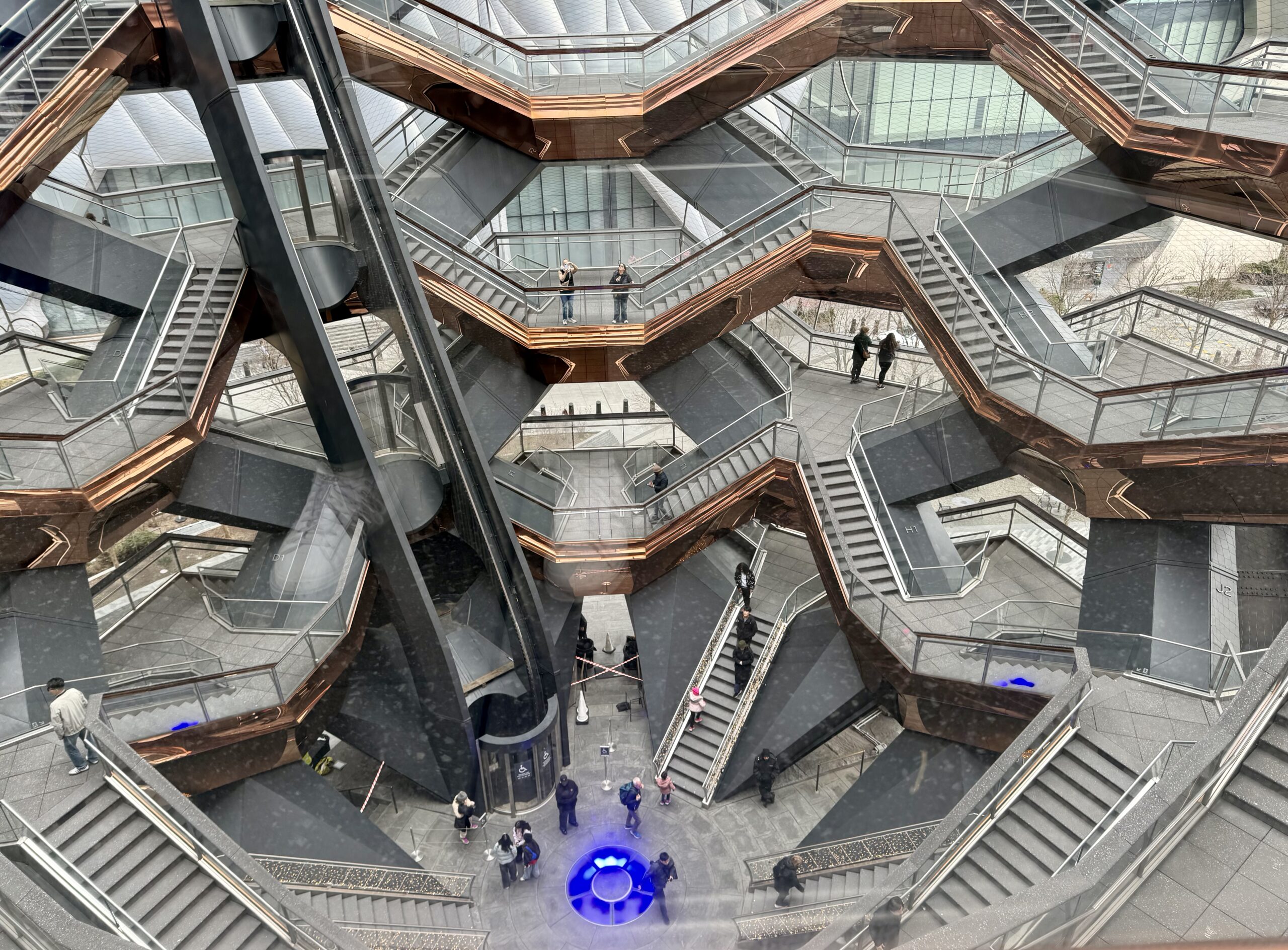 the many stairs and the strange escalator in the vessel