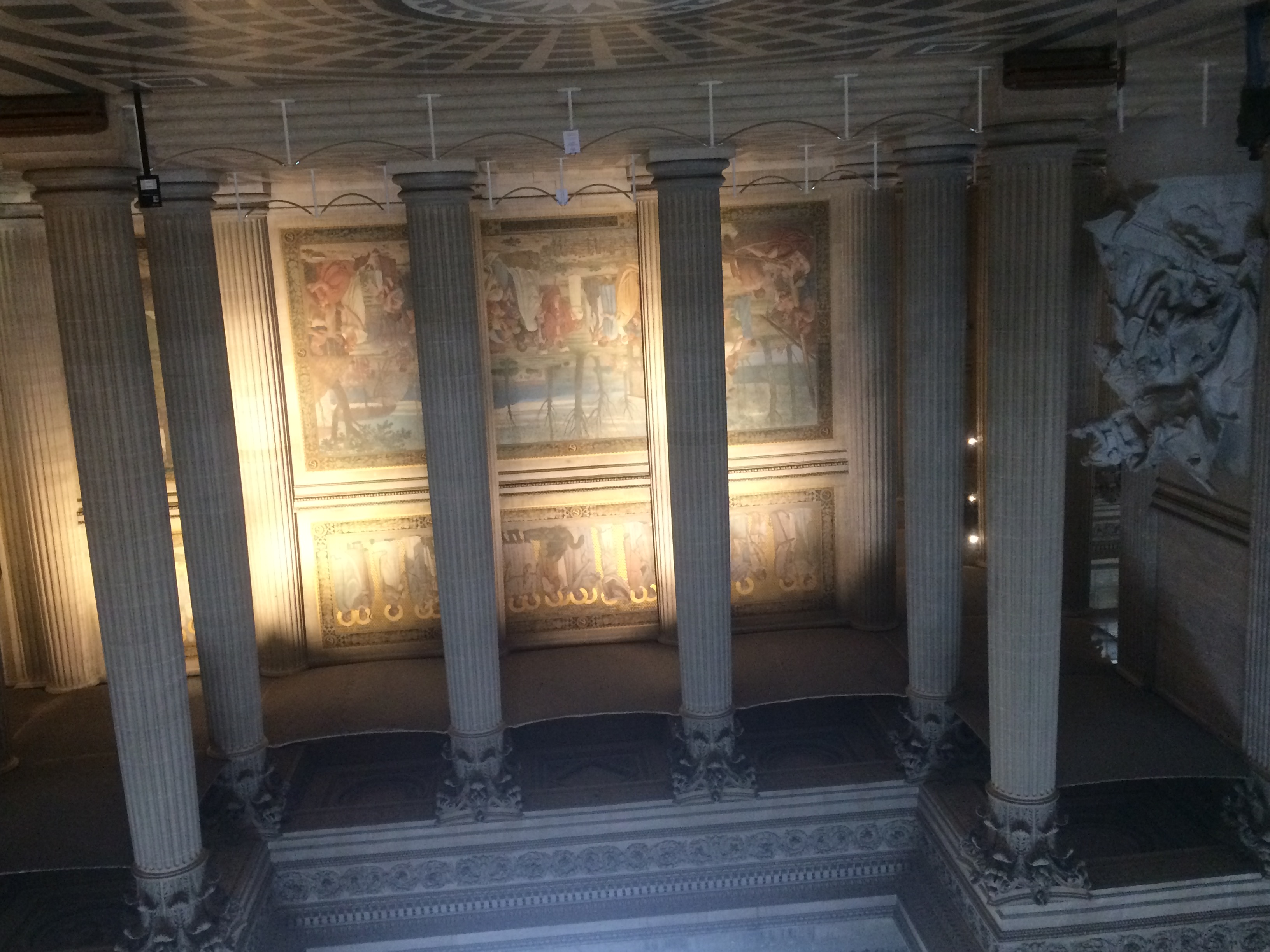 interior pantheon