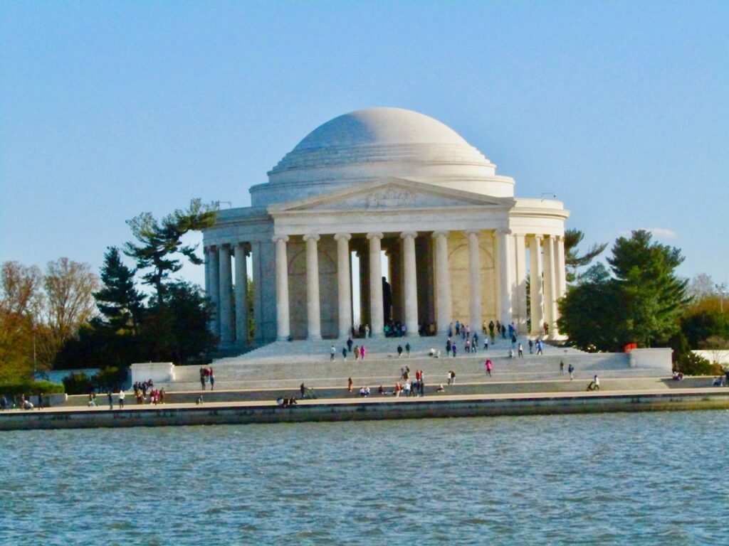 exterior of jefferson memorial