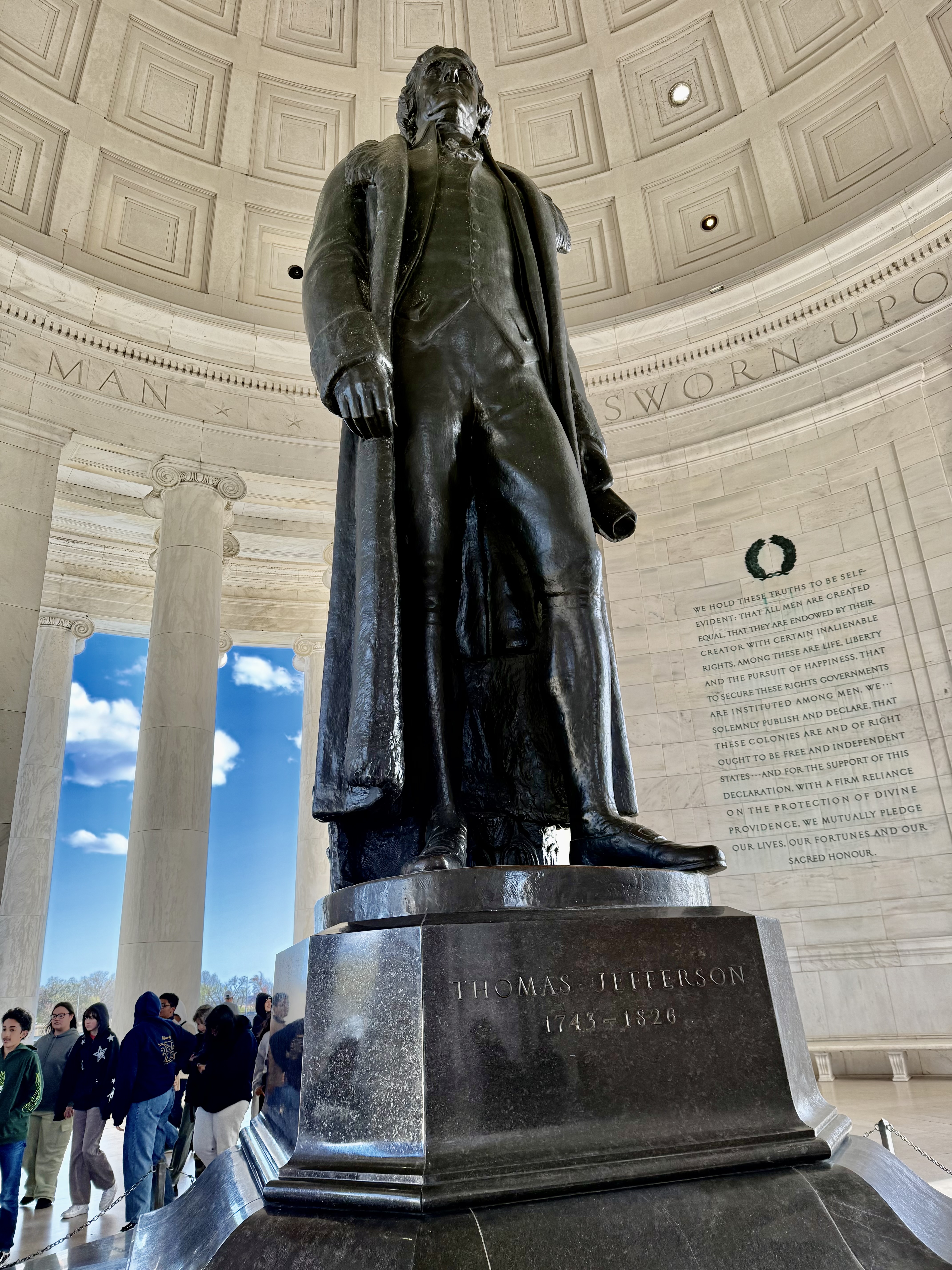 statue of thomas jefferson