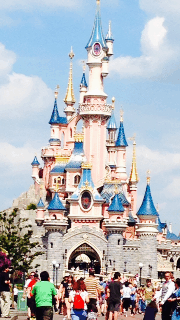 castle of disneyland paris