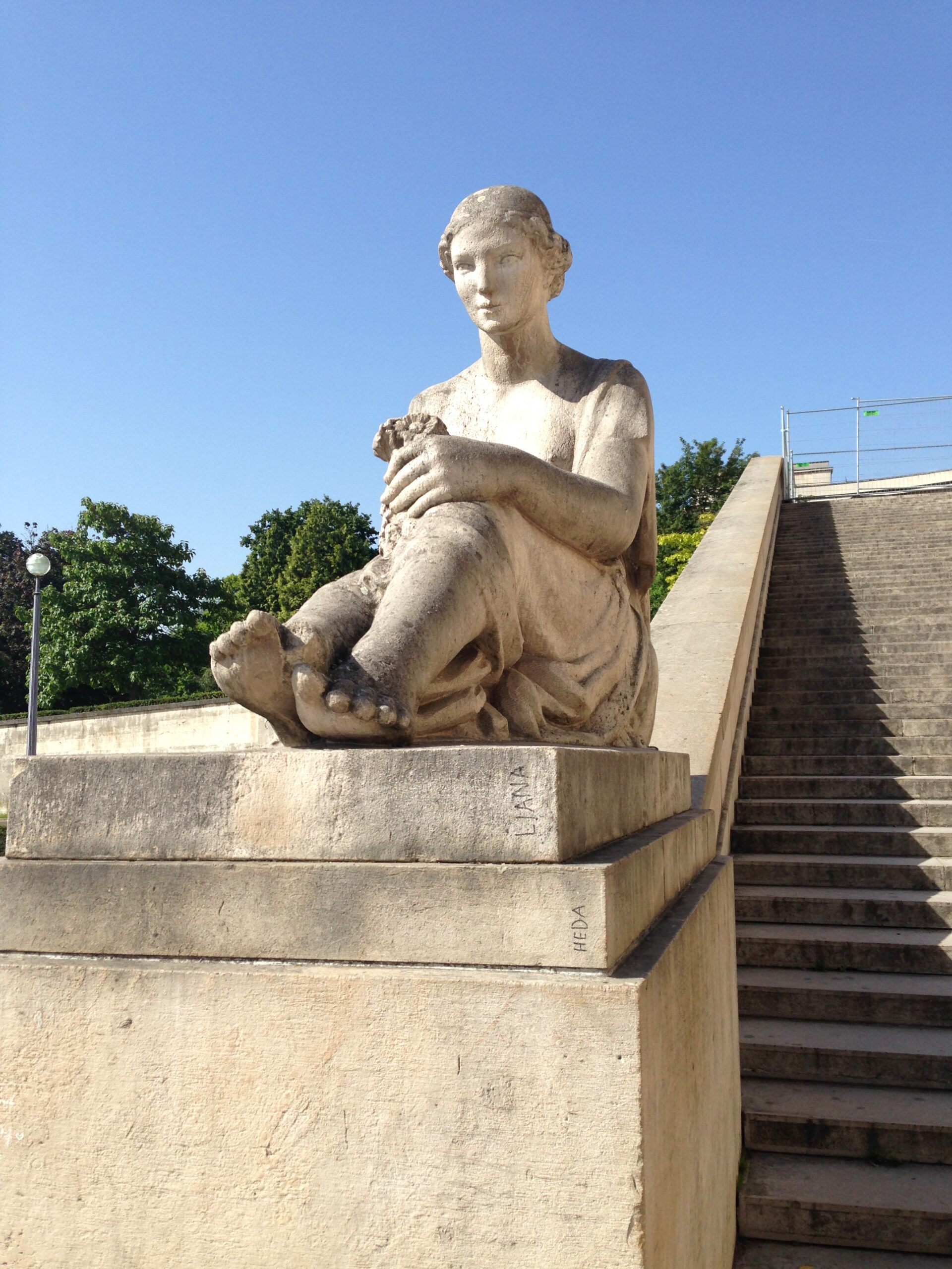 statue at trocadero