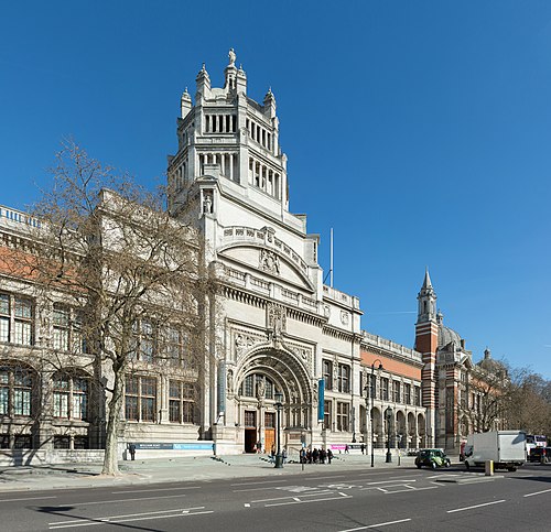 exterior V&A museum. Picture by Diliff