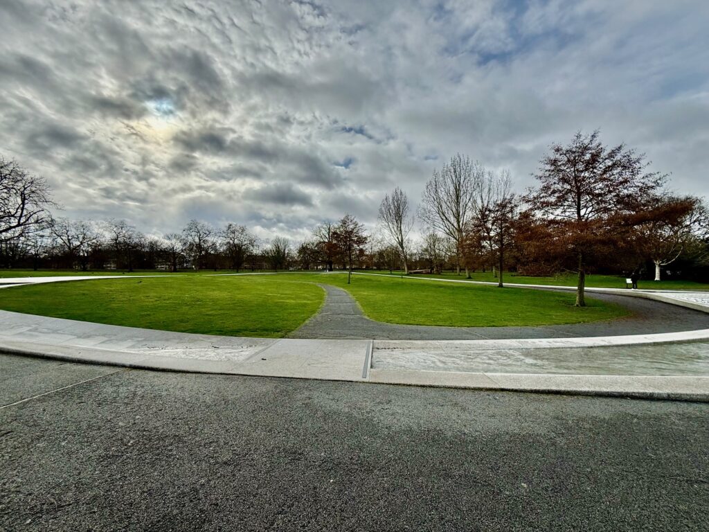 Princess  Diana memoriaal fountain 