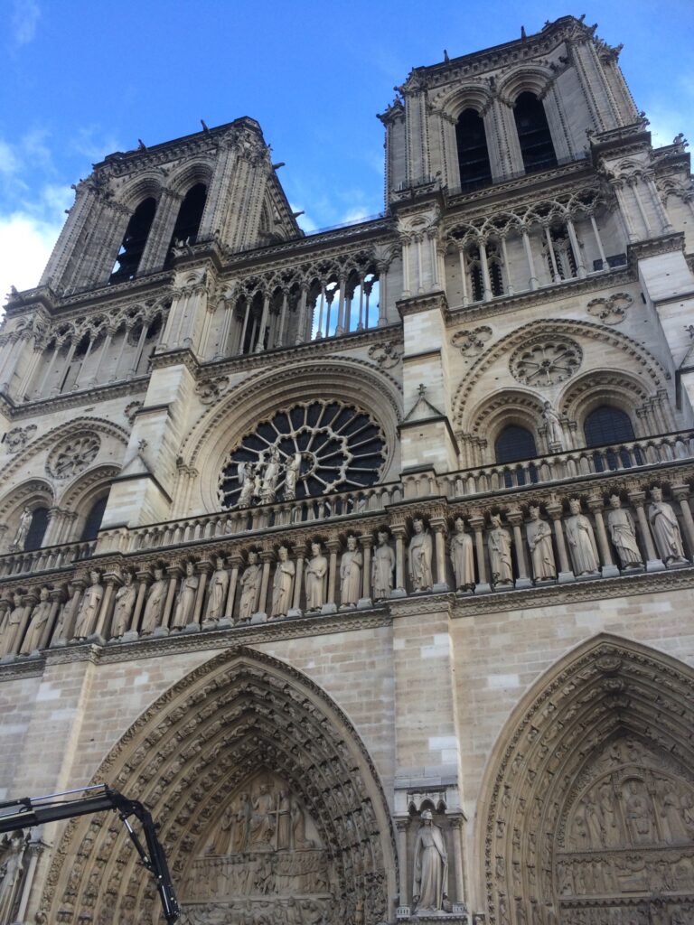 close up of the front of the notre dame
