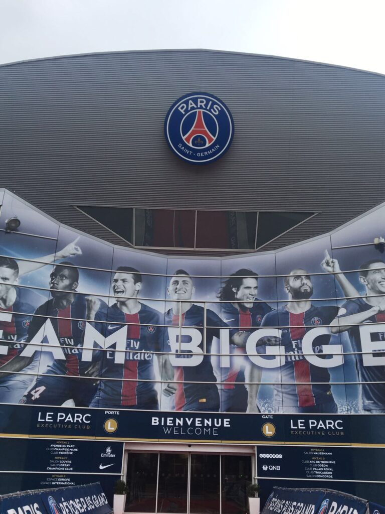 entrance of stade des princes