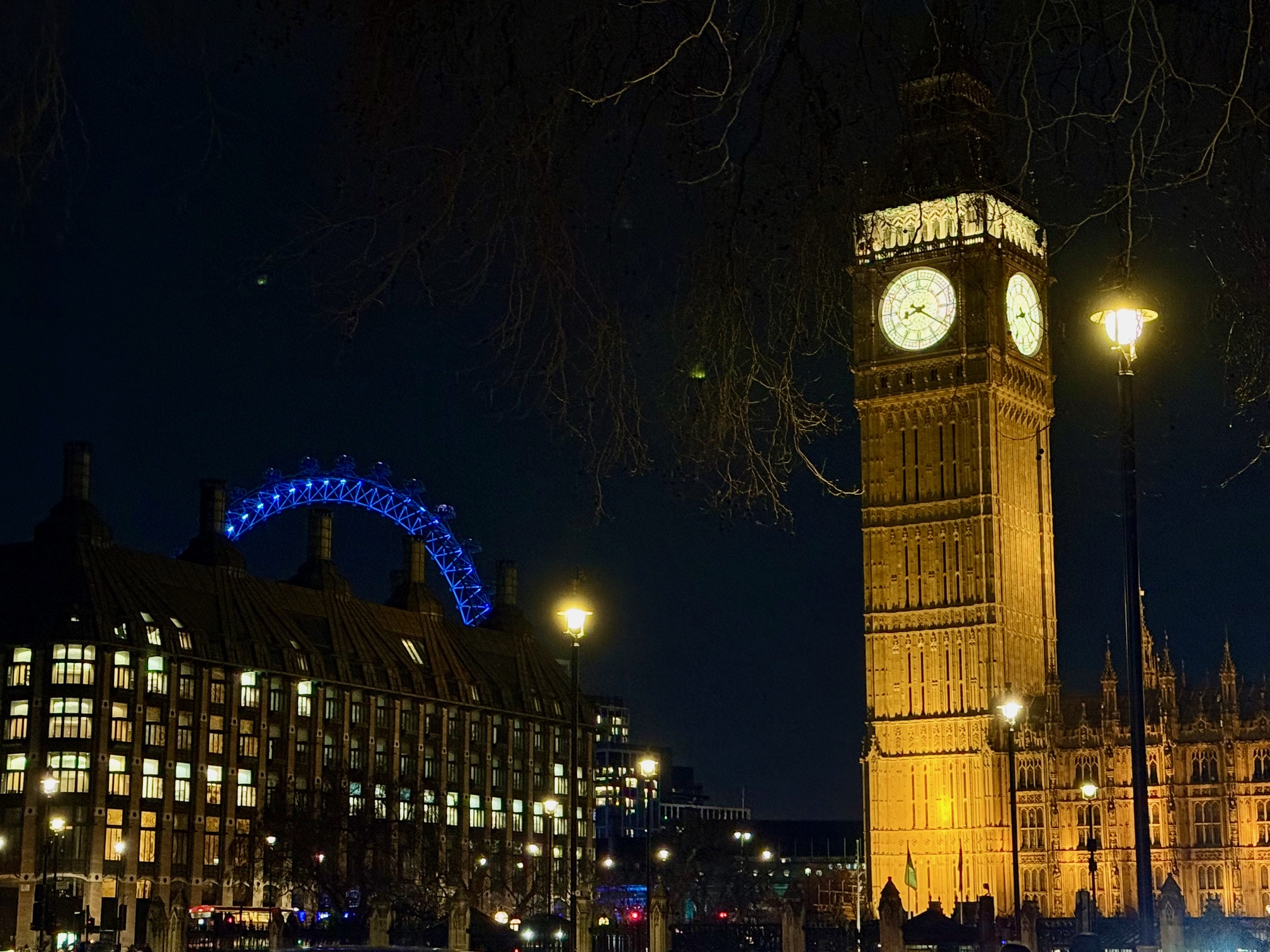 big ben at night with london eye