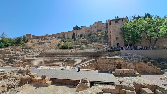 alcazaba malaga en teatro romano