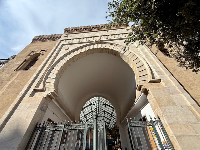 arabian arch malaga food hall