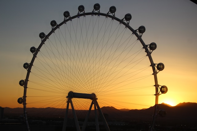 The high roller in Vegas. A big ferrywheel with sights. Photo by Kedar Gadge